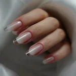 Moderna verzija francuskog manikira: Upoznajte glass french!