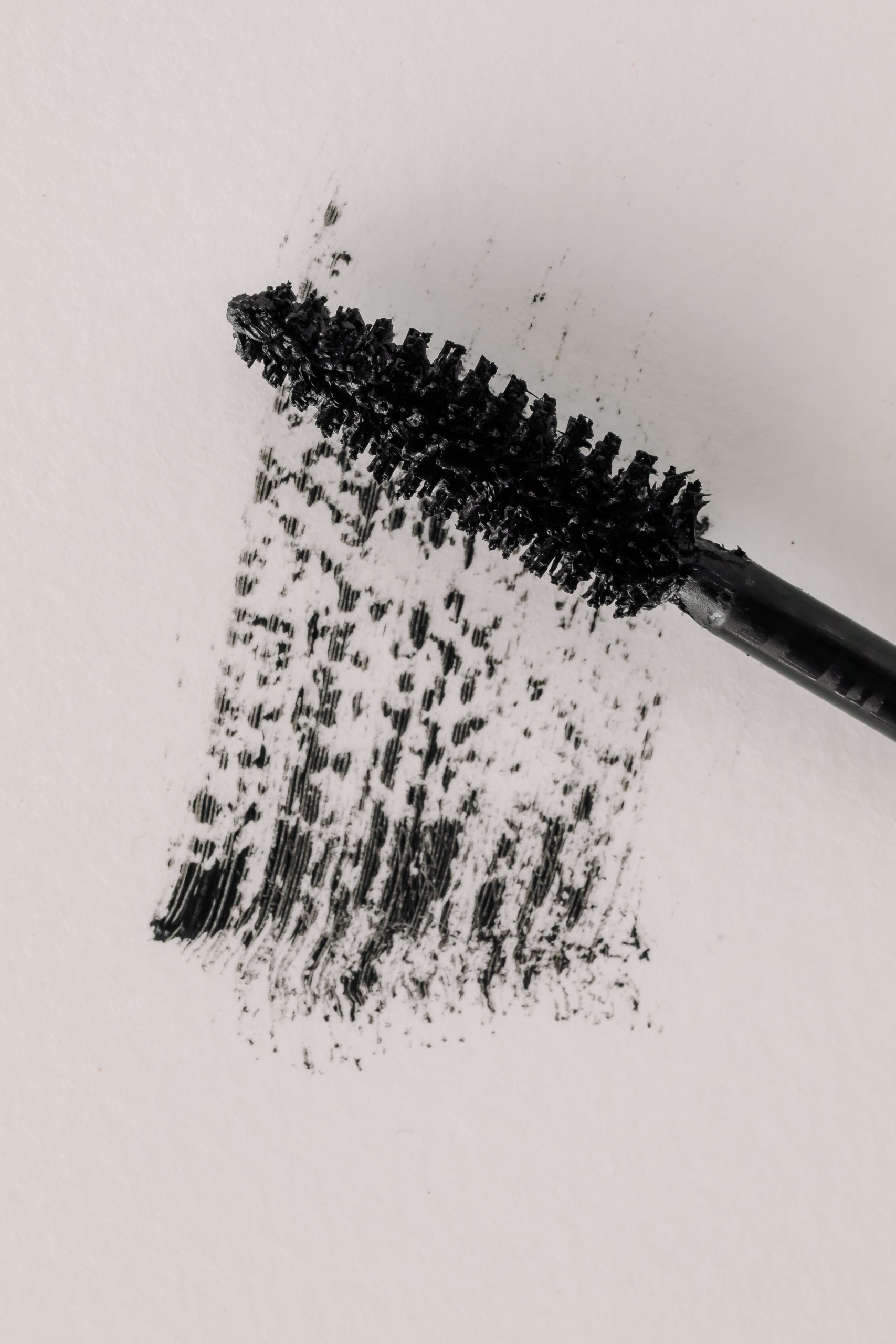 Tri drogerijske maskare koje se prodaju neverovatnom brzinom – i to s razlogom