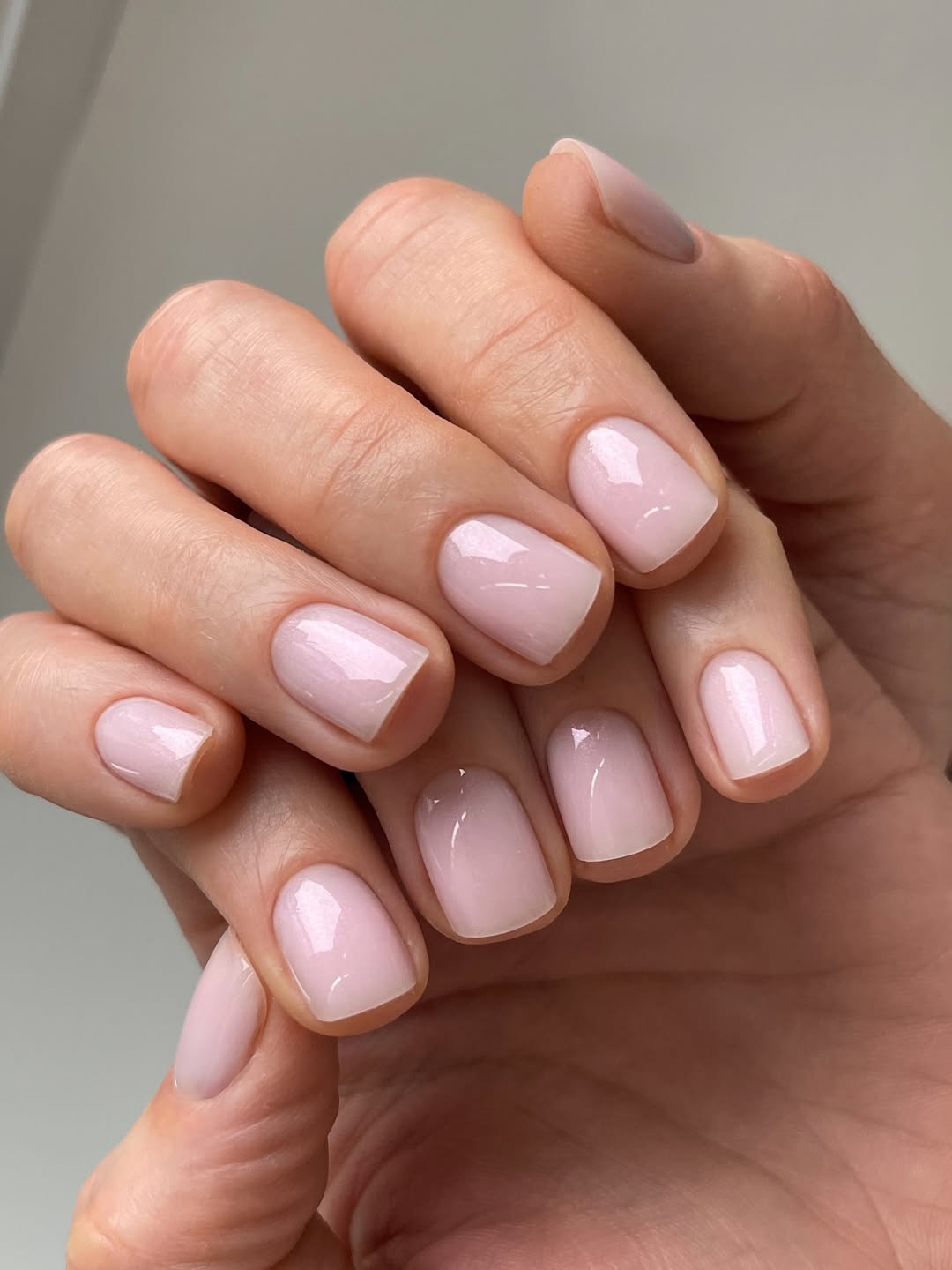 Ovi lakovi za jačanje noktiju su pravi game changeri