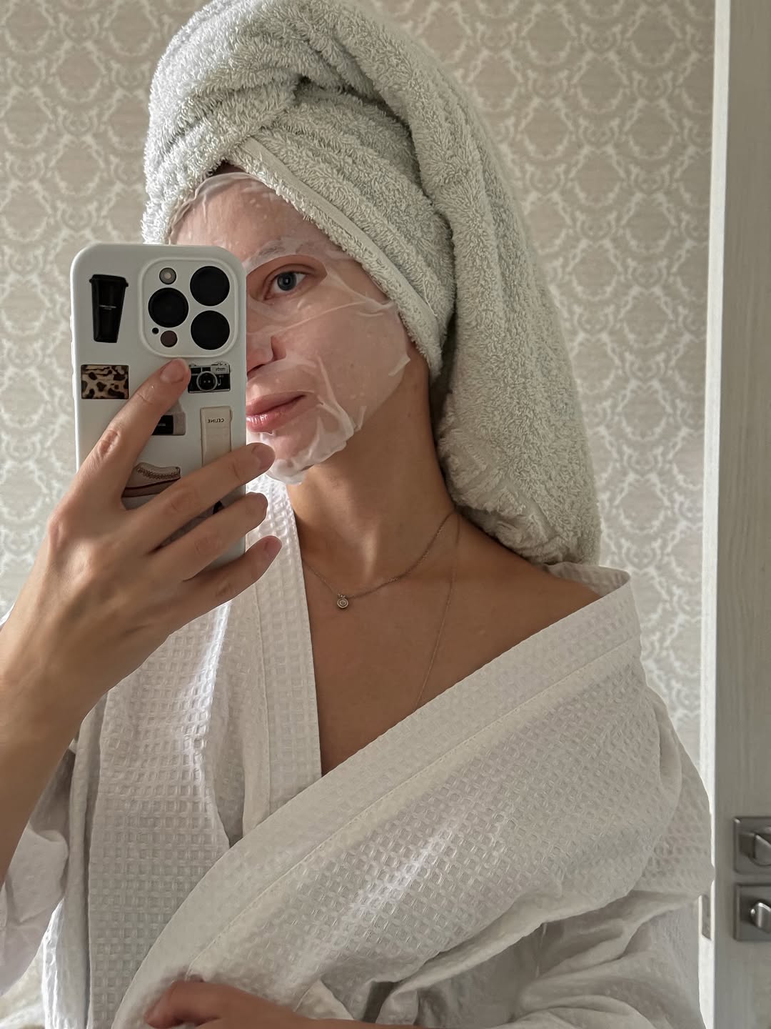 Beauty trend koji menja sve – kako deluju sheet maske sa peptidima?