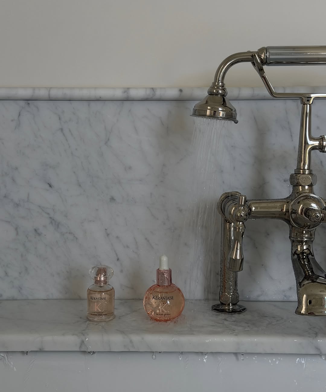 Šta je head spa i zašto i naša kosa zaslužuje više od pet minuta pažnje?