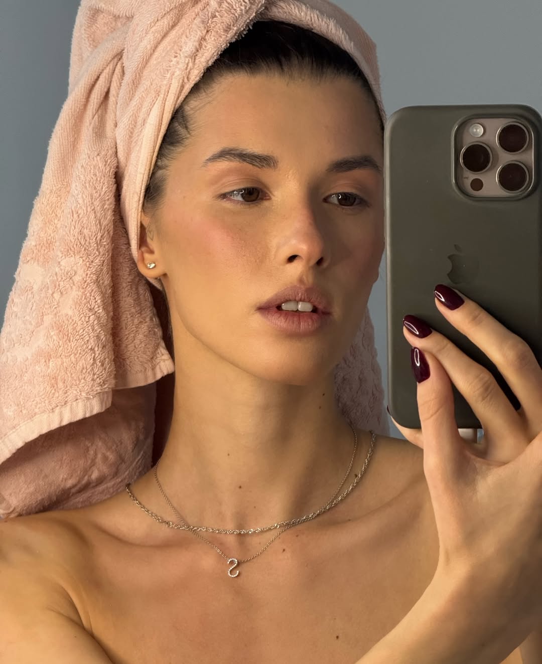 Masna koža bez sjaja više nije nemoguća misija, uz ove matirajuće fluide