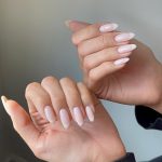 Klasični „nude“ nokti odlaze u zaborav – ali je zato u fokusu ova verzija