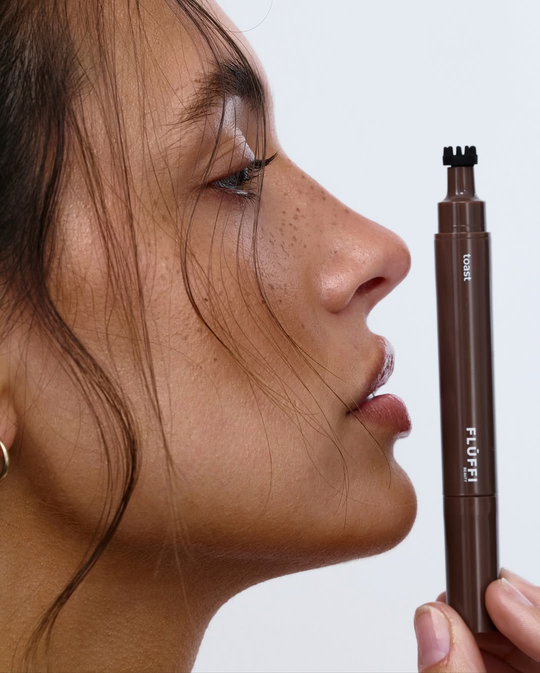 Pošto su pege prolećni beauty imperativ, ove freckle olovke morate isprobati