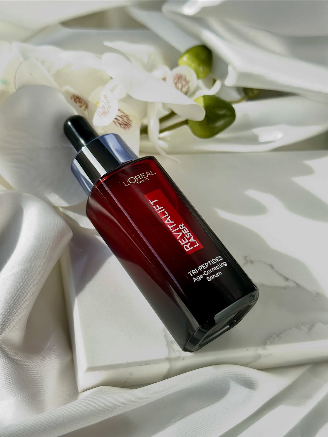 Svi pričaju o peptidima, a ovi serumi će transformisati vašu skincare rutinu!