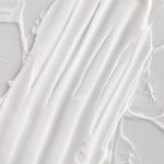 Jogurt za lice je viralni skincare trik iz frižidera – ali da li zaista radi?