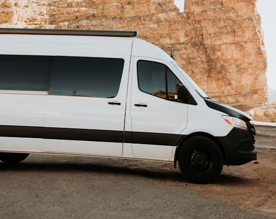 iznajmljivanje minibusa sa vozacem
